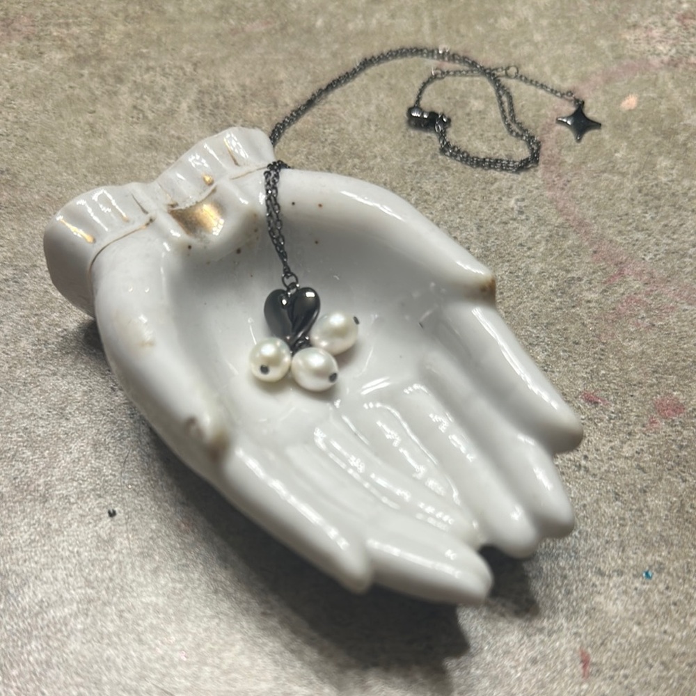 Fresh water pearl necklace
